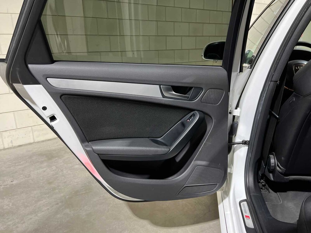 Audi A4 Avant 2.7 TDI Pro Line S 190PS 2009, XF-734-H