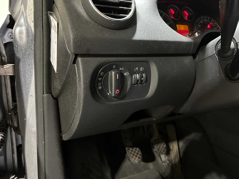 Audi A3 1.6 Ambition 102PS 2006, 20-TH-VG