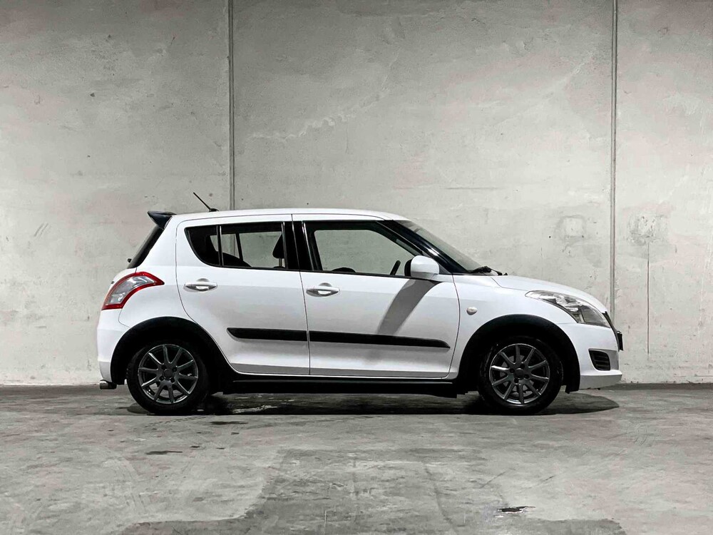 Suzuki Swift 1.2 Sommer EASSS 94PS 2012, 29-XNN-5