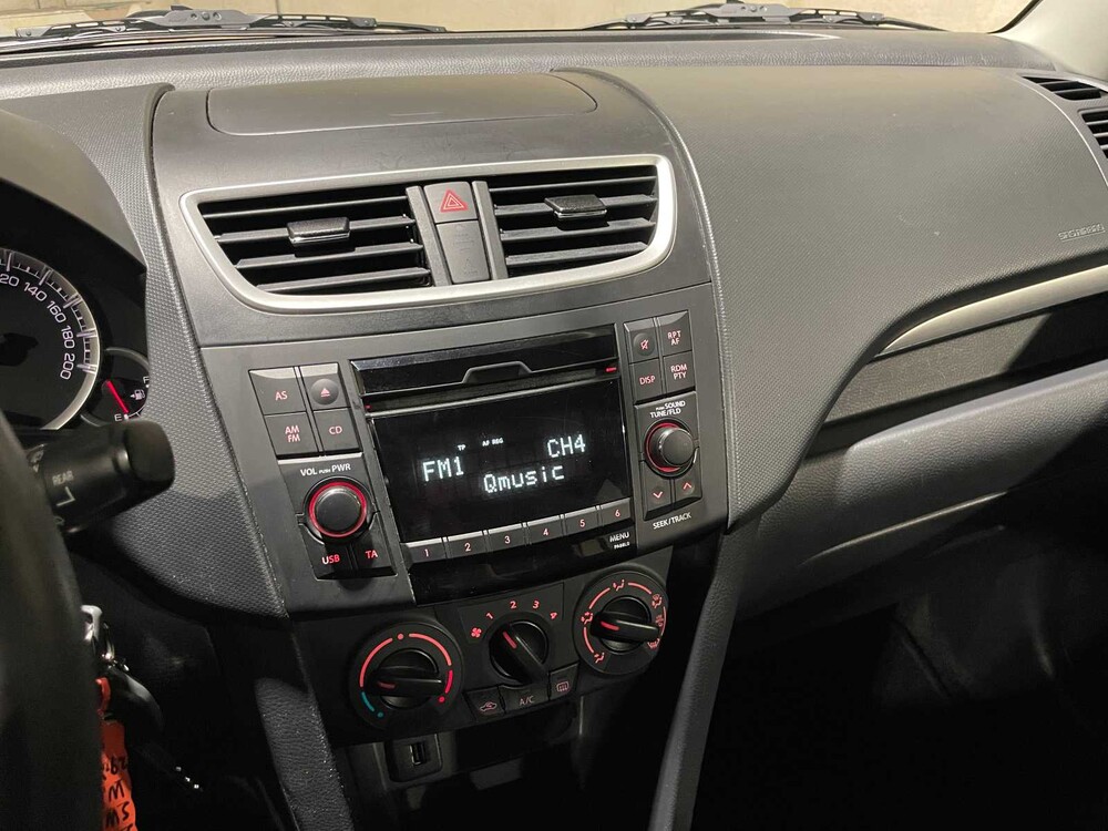 Suzuki Swift 1.2 Sommer EASSS 94PS 2012, 29-XNN-5