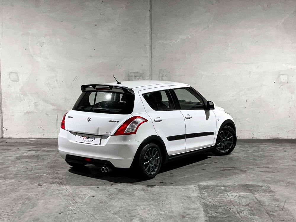 Suzuki Swift 1.2 Sommer EASSS 94PS 2012, 29-XNN-5