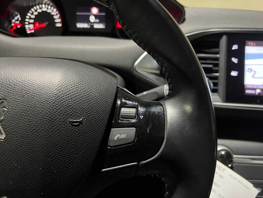 Peugeot 308 SW 1.2 PureTech Blue Lease Executive 110hp 2020, G-378-ST