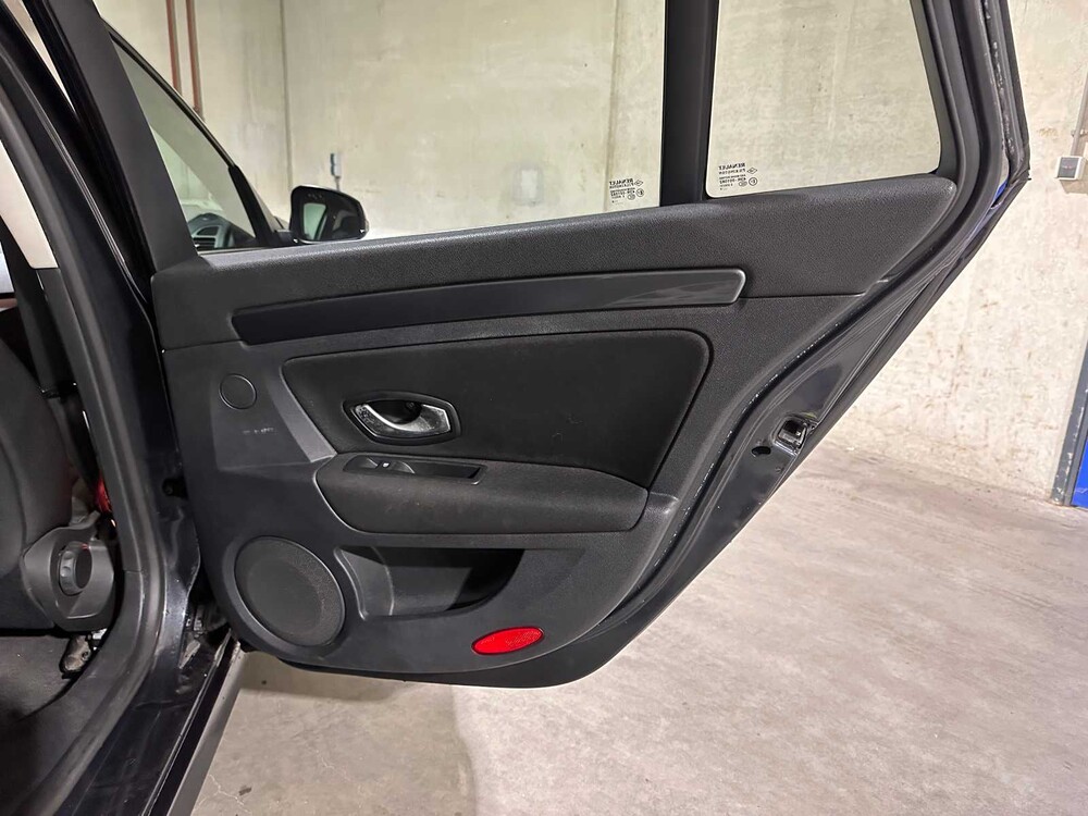 Renault Laguna Kombi 2.0 Dynamique 140PS 2010, 36-NKG-6