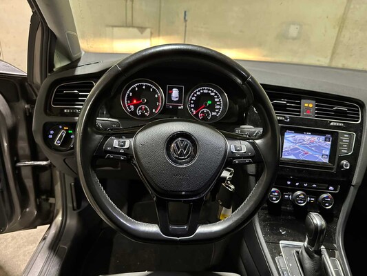 Volkswagen Golf 1.4 TSI Highline 122hp 2013, 57-ZTB-8