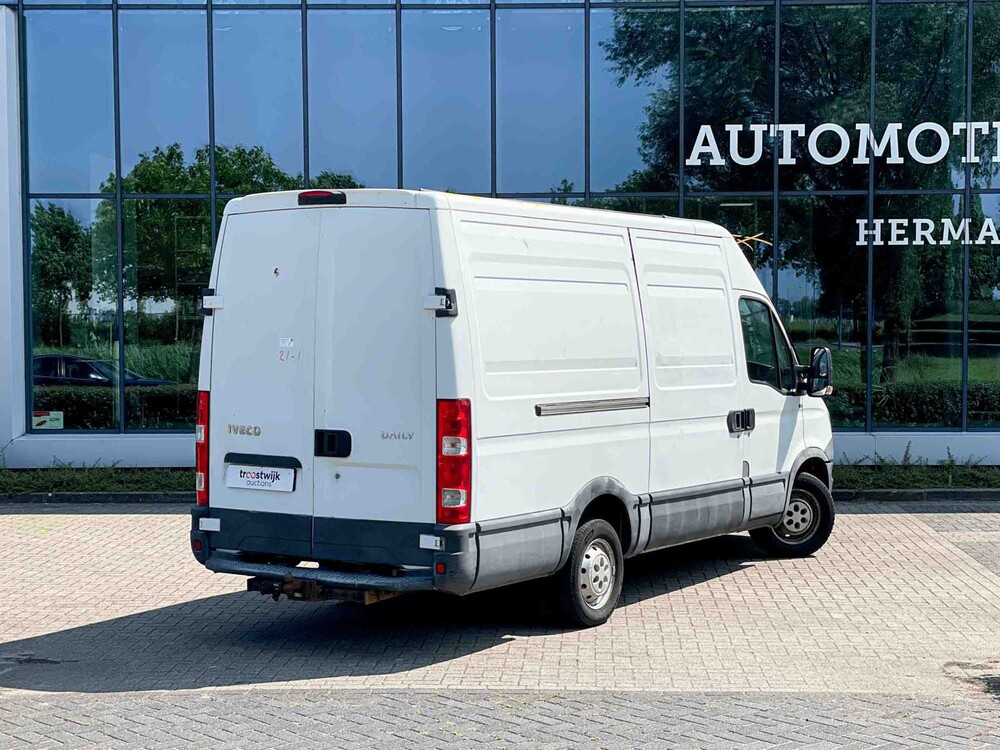 Iveco Daily 35S13V 330 126PS 2012, VL-313-P Nutzfahrzeug