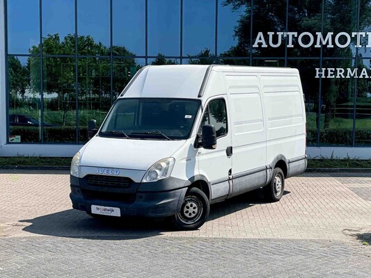 Iveco Daily 35S13V 330 126hp 2012, VL-313-P Commercial Vehicle