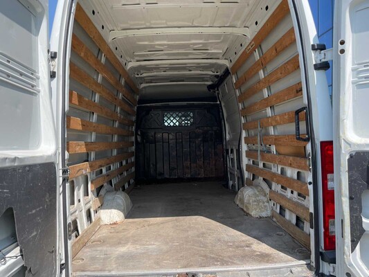 Iveco Daily 35S13V 330 126hp 2012, VL-313-P Commercial Vehicle