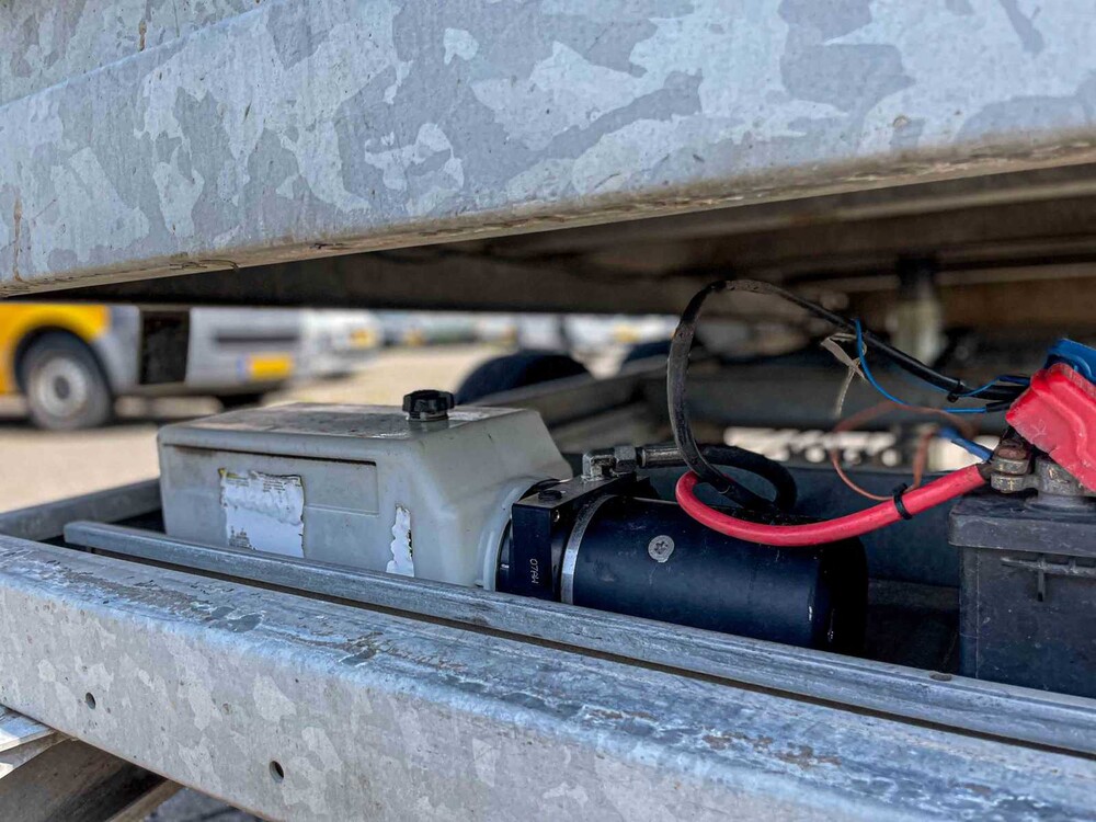 Saris C2700 Kippanhänger 2018