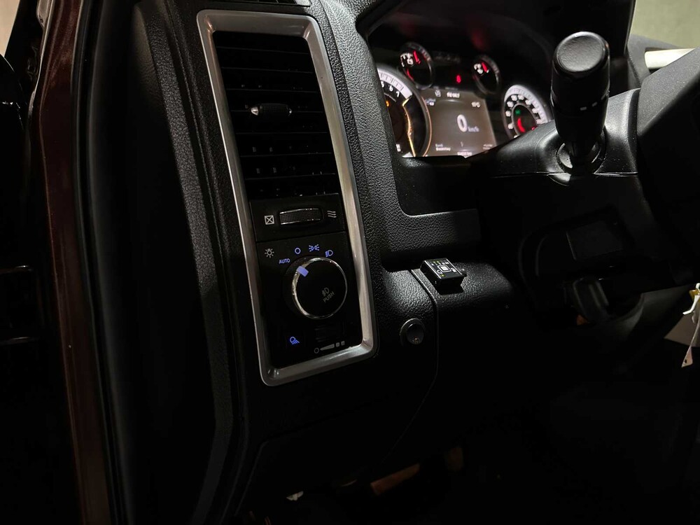 Dodge Ram 1500 3.6 V6 Quad Cab 6'4 309PS 2014, VK-815-D Nutzfahrzeug