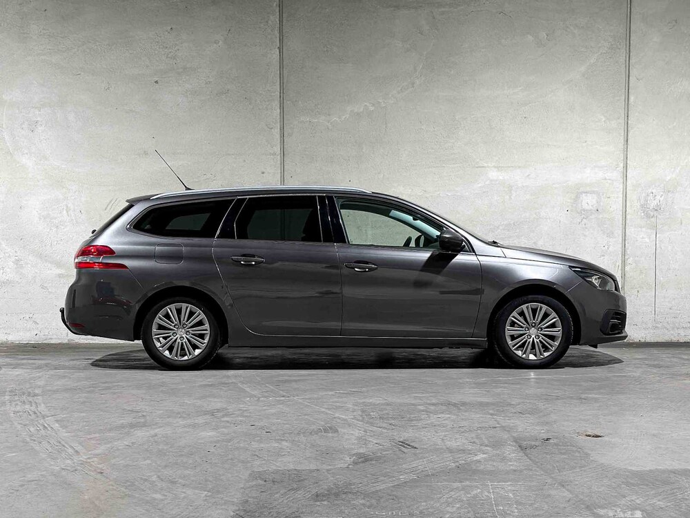 Peugeot 308 SW 1.2 PureTech Blue Lease Premium 131PS 2020, H-389-LH