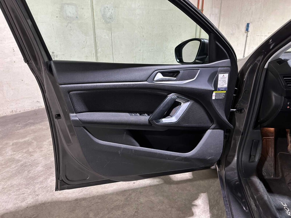 Peugeot 308 SW 1.2 PureTech Blue Lease Premium 131PS 2020, H-389-LH