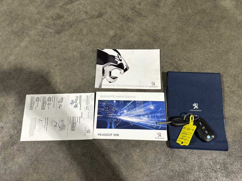 Peugeot 308 SW 1.2 PureTech Blue Lease Premium 131PS 2020, H-389-LH