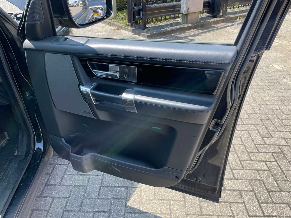 Land Rover Discovery 3.0 SDV6 HSE Luxus Edition 256PS 2015, HD-546-S