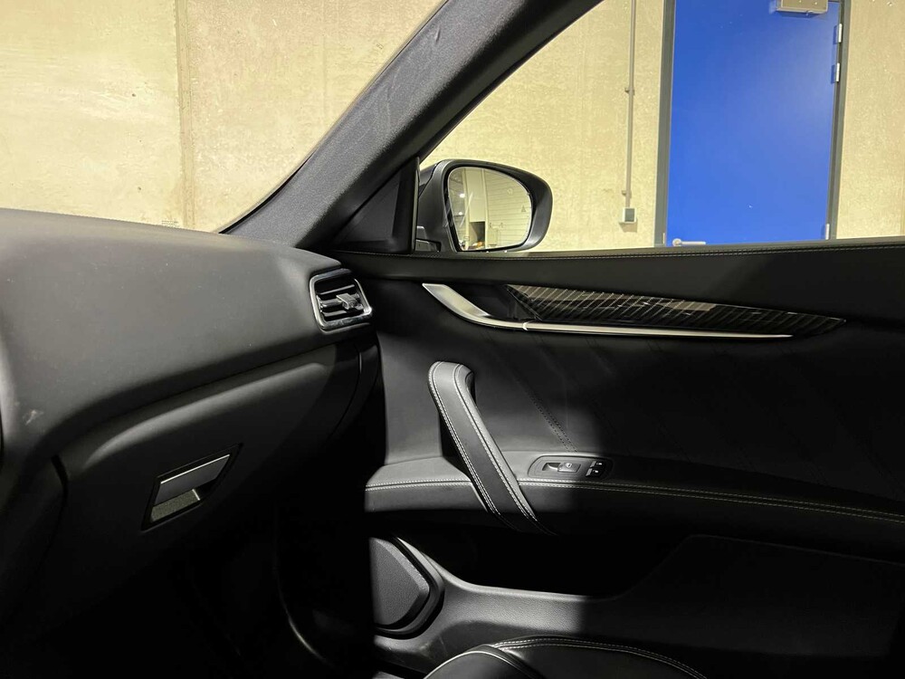 Maserati Ghibli 3.0 V6 GranLusso 349pk 2019, XJ-658-T