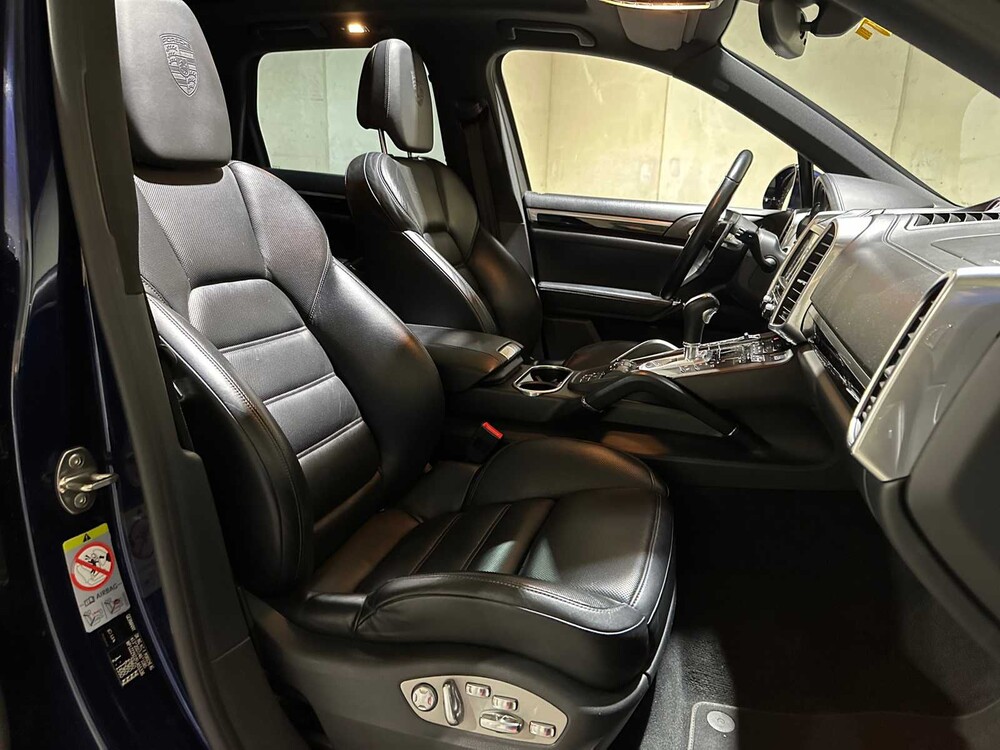 Porsche Cayenne S 3.6 V6 Sport Chrono 420pk 2014, NP-156-V
