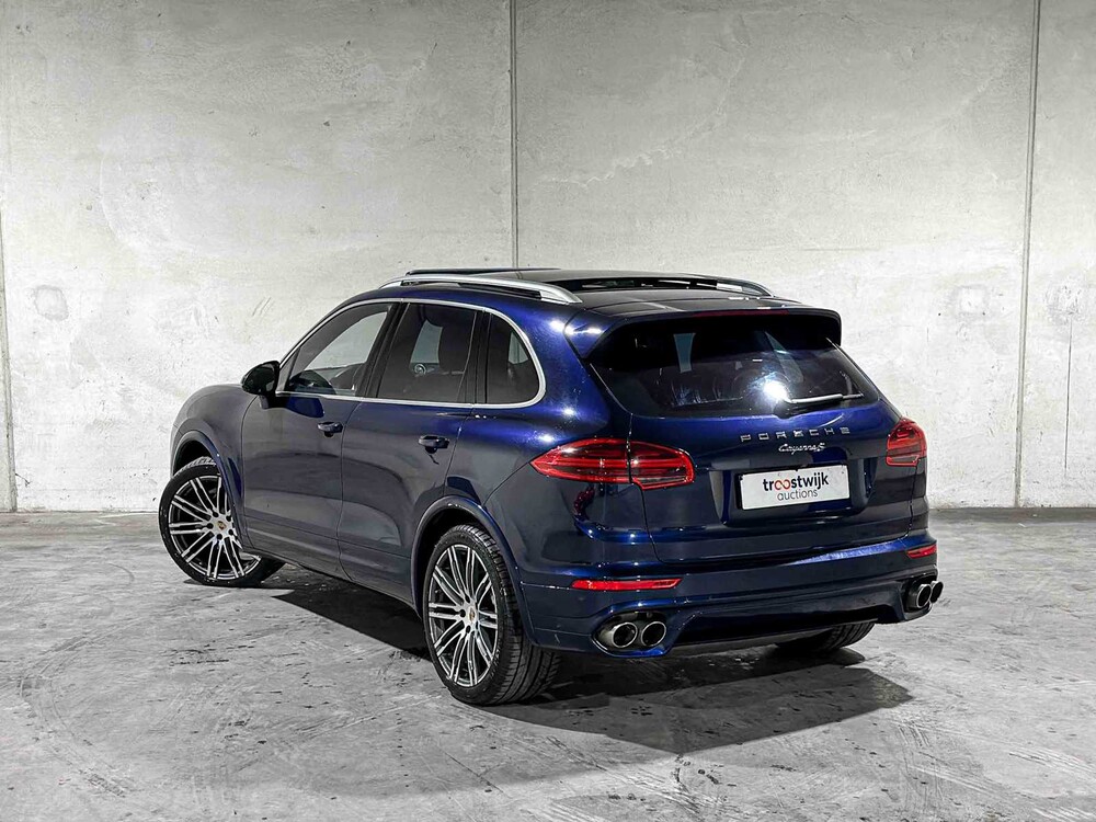 Porsche Cayenne S 3.6 V6 Sport Chrono 420pk 2014, NP-156-V
