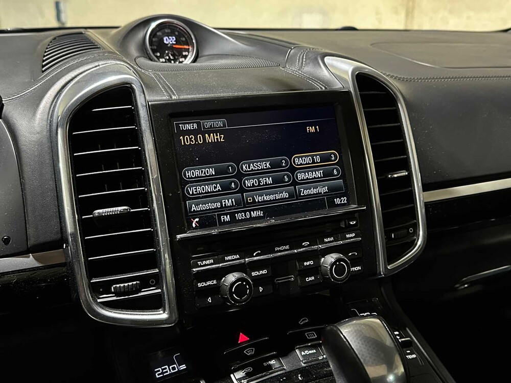 Porsche Cayenne S 3.6 V6 Sport Chrono 420pk 2014, NP-156-V