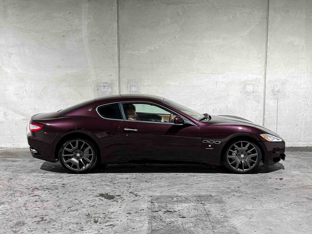 Maserati GranTurismo 4.2 V8 405pk 2008, N-916-BG Youngtimer