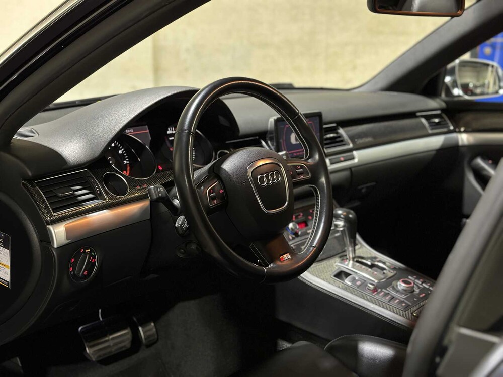 Audi S8 5.2 V10 Quattro 450pk 2006, 05-KKJ-7 Youngtimer