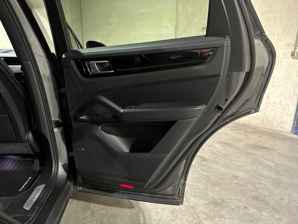 Porsche Cayenne Coupé 3.0 V6 Sport Chrono 340pk 2020, K-288-NG