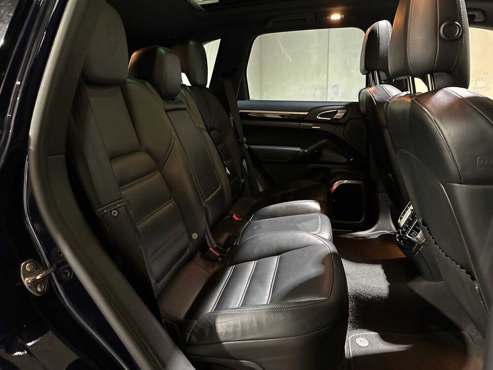 Porsche Cayenne S 3.6 V6 Sport Chrono 420pk 2014, NP-156-V