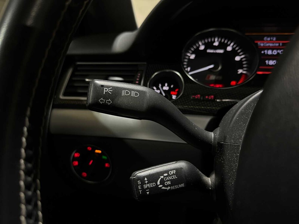 Audi S8 5.2 V10 Quattro 450pk 2006, 05-KKJ-7 Youngtimer