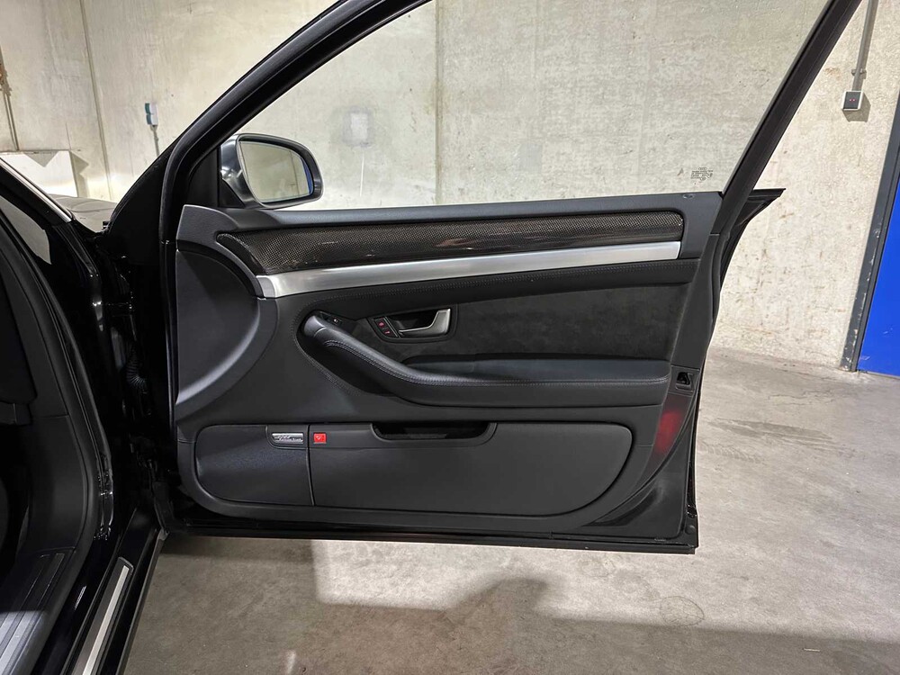 Audi S8 5.2 V10 Quattro 450pk 2006, 05-KKJ-7 Youngtimer