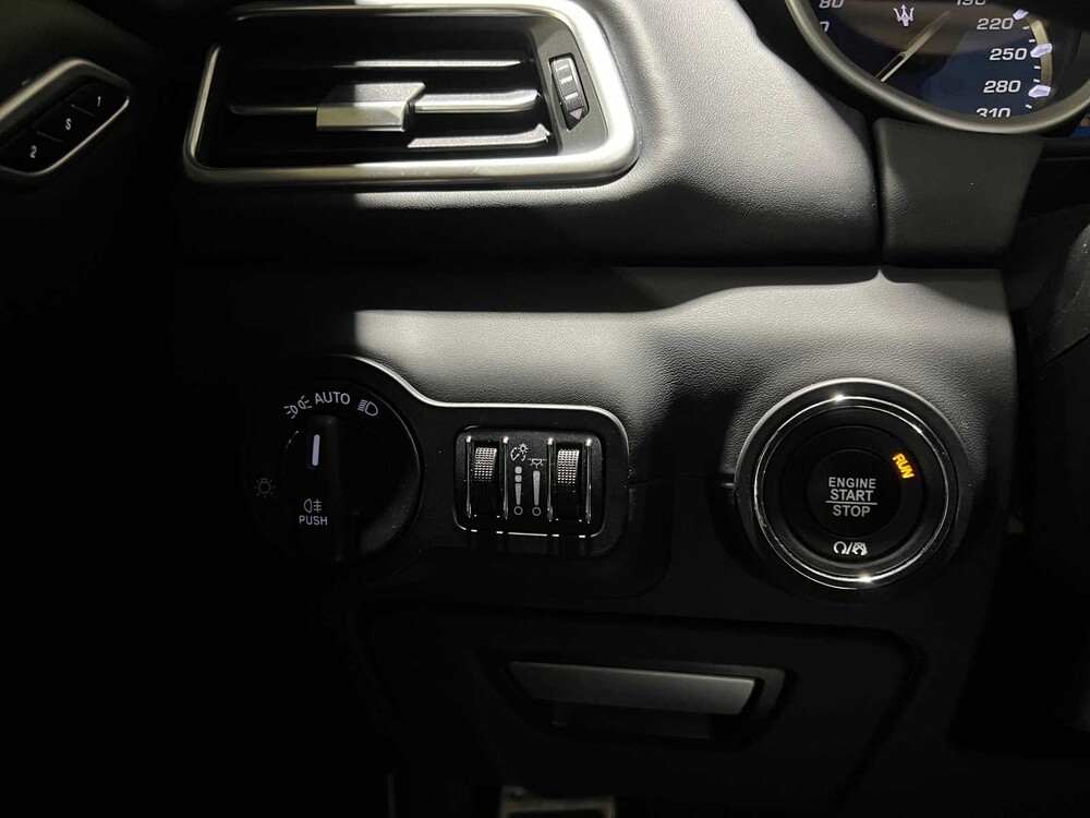 Maserati Ghibli 3.0 V6 GranLusso 349pk 2019, XJ-658-T