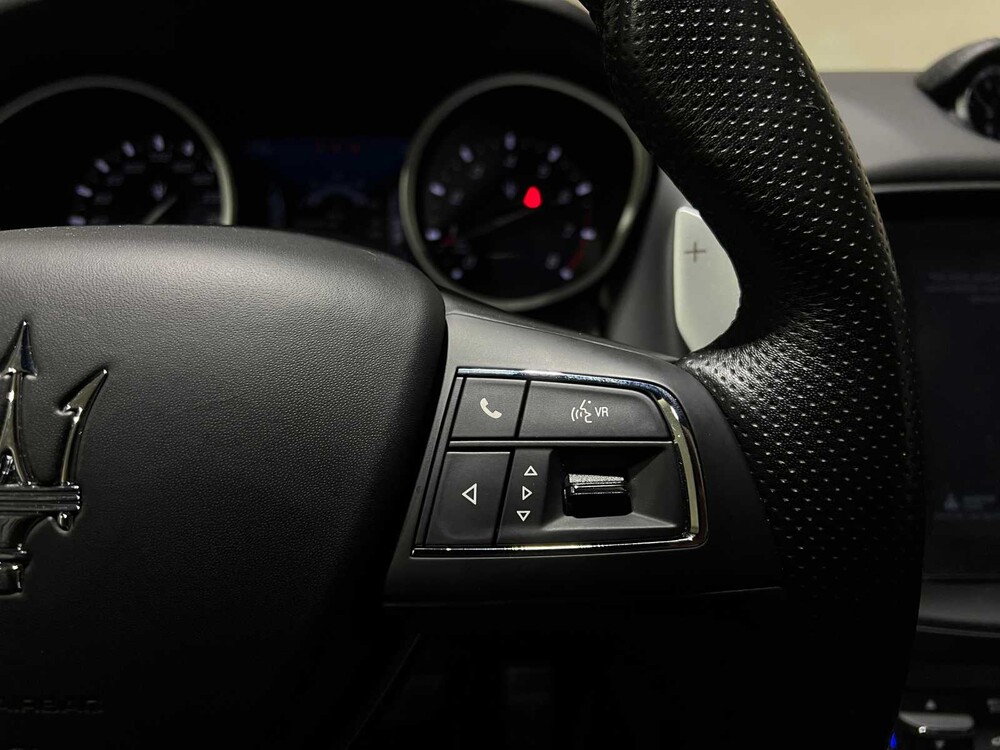 Maserati Ghibli 3.0 V6 GranLusso 349pk 2019, XJ-658-T