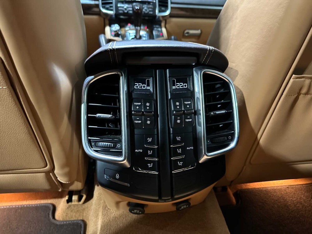 Porsche Cayenne GTS 4.8 V8 420pk 2013, P-551-BJ