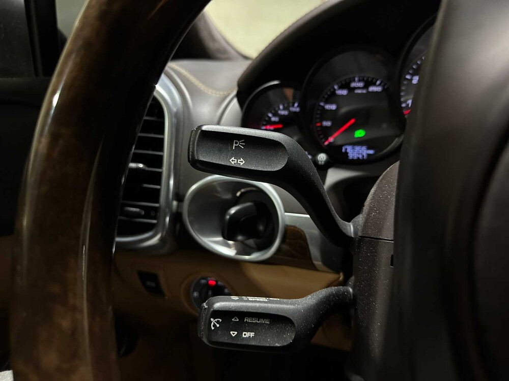 Porsche Cayenne GTS 4.8 V8 420pk 2013, P-551-BJ