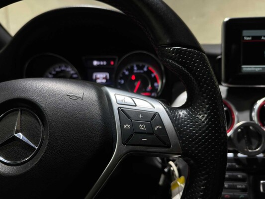 Mercedes-Benz GLA45 AMG 4Matic Edition 1 360hp 2014 GLA-Class, ST-944-T