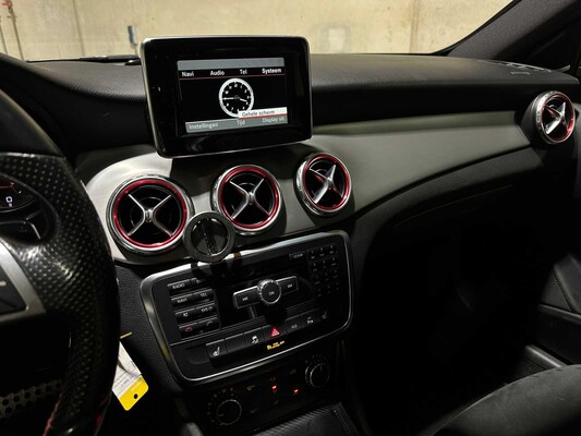 Mercedes-Benz GLA45 AMG 4Matic Edition 1 360hp 2014 GLA-Class, ST-944-T