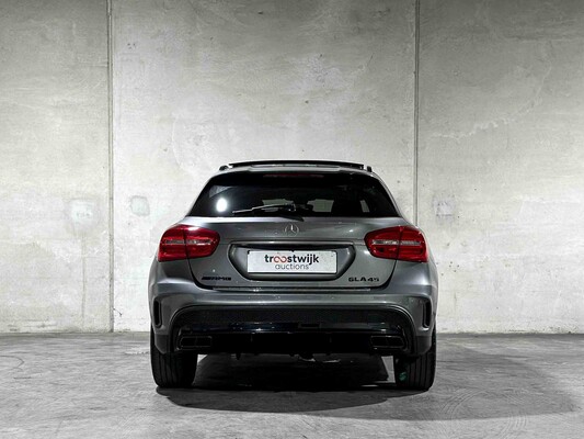 Mercedes-Benz GLA45 AMG 4Matic Edition 1 360hp 2014 GLA-Class, ST-944-T