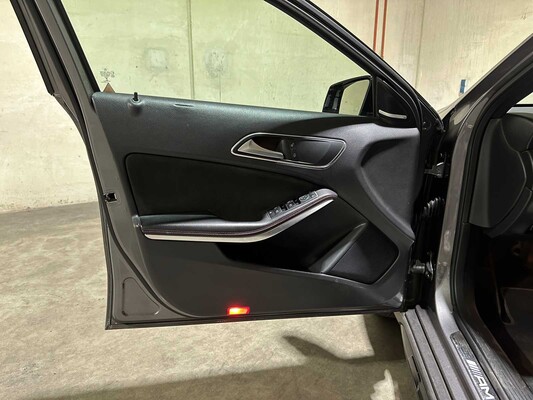 Mercedes-Benz GLA45 AMG 4Matic Edition 1 360hp 2014 GLA-Class, ST-944-T
