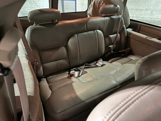 1999 Chevrolet Suburban, 95-JX-NT