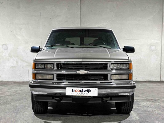 1999 Chevrolet Suburban, 95-JX-NT