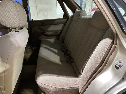 Toyota Camry 2.0 XLi TC 16 128hp 1987, SN-87-JY