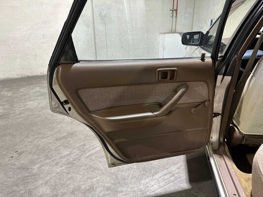 Toyota Camry 2.0 XLi TC 16 128hp 1987, SN-87-JY