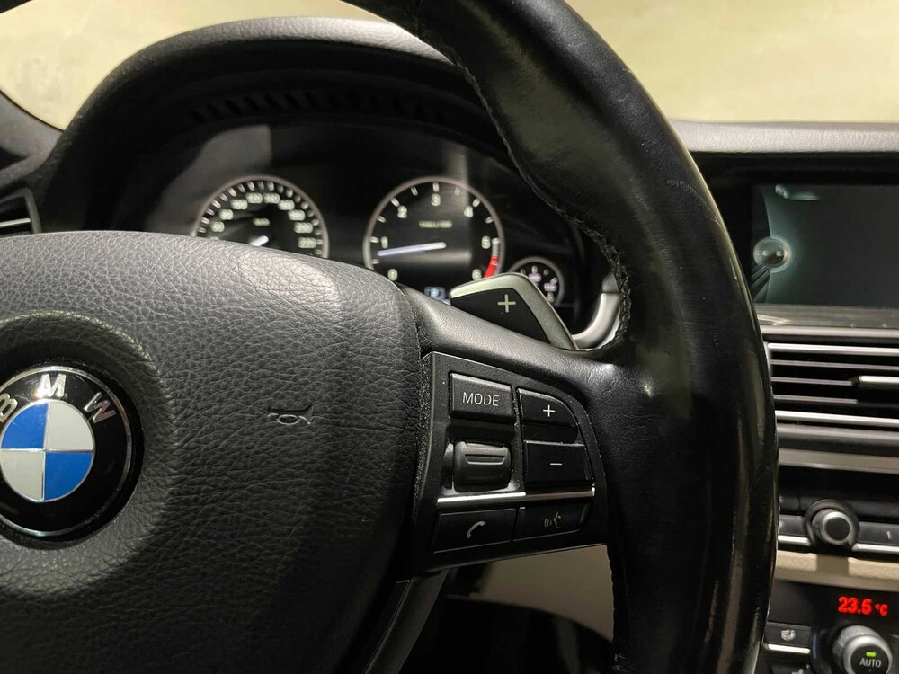 BMW 530d Touring Upgrade Edition 258pk 2013 5-serie, 60-ZLD-1