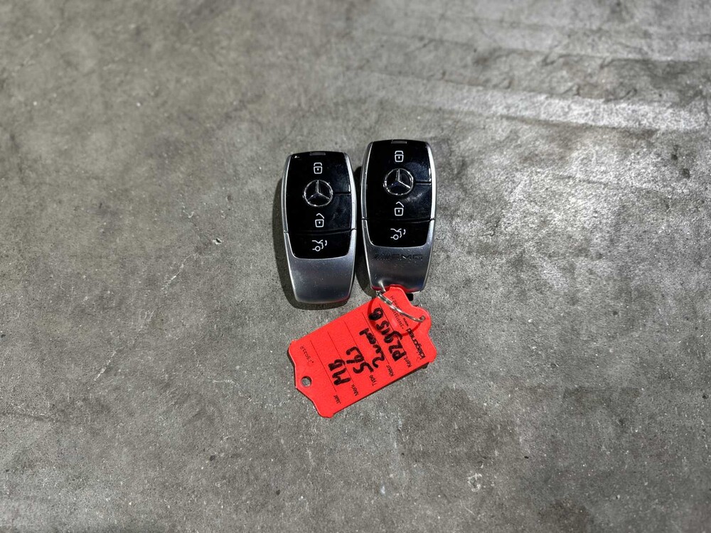 Mercedes-Benz S63 AMG 4.0 V8 4Matic+ Lang (Facelift) 612pk 2017 S-klasse, PZ-915-B