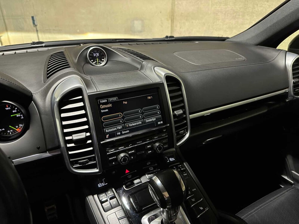 Porsche Cayenne S E-Hybrid 3.0 V6 (Sport Chrono) Plug-In Hybrid 416pk 2015, HD-942-B