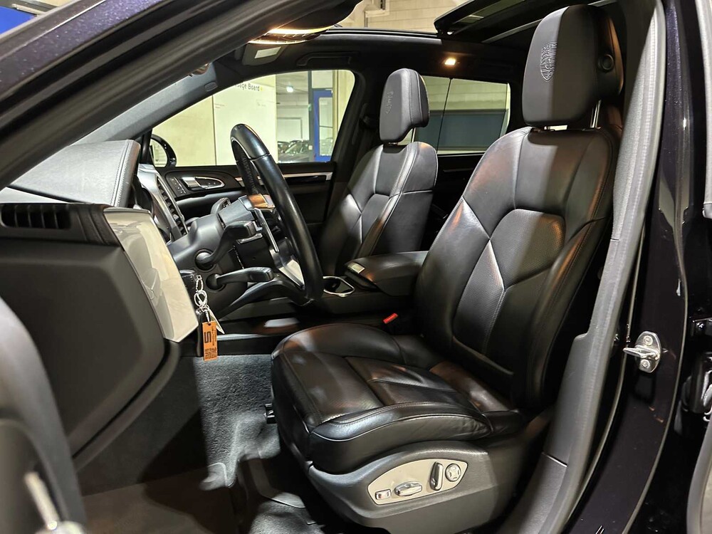 Porsche Cayenne S E-Hybrid 3.0 V6 (Sport Chrono) Plug-In Hybrid 416pk 2015, HD-942-B