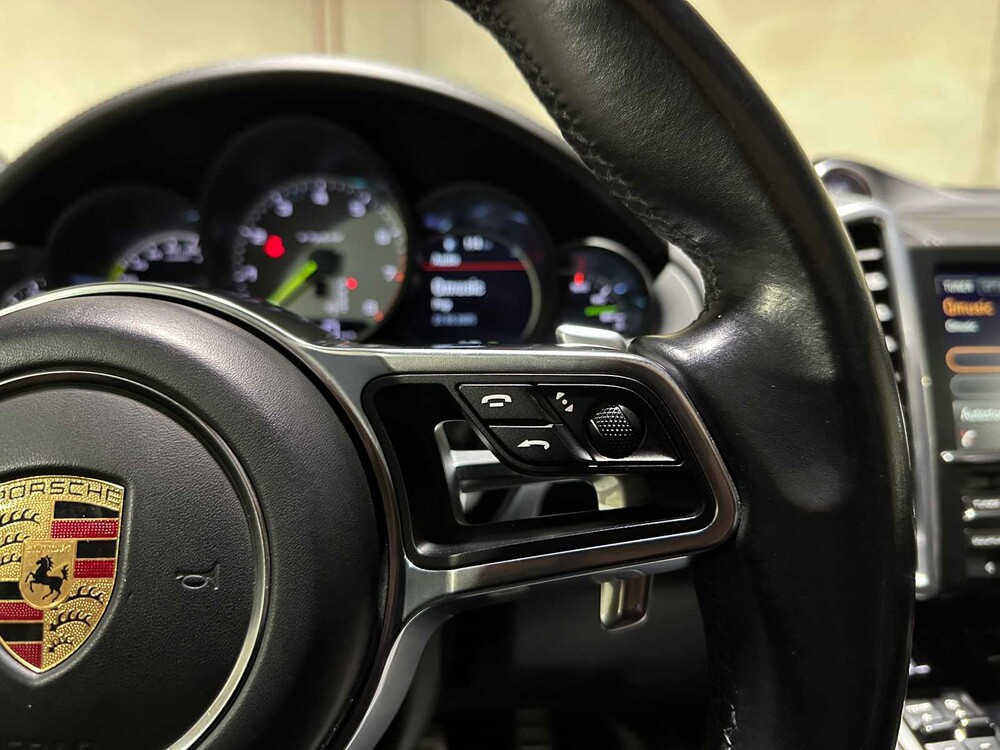 Porsche Cayenne S E-Hybrid 3.0 V6 (Sport Chrono) Plug-In Hybrid 416pk 2015, HD-942-B