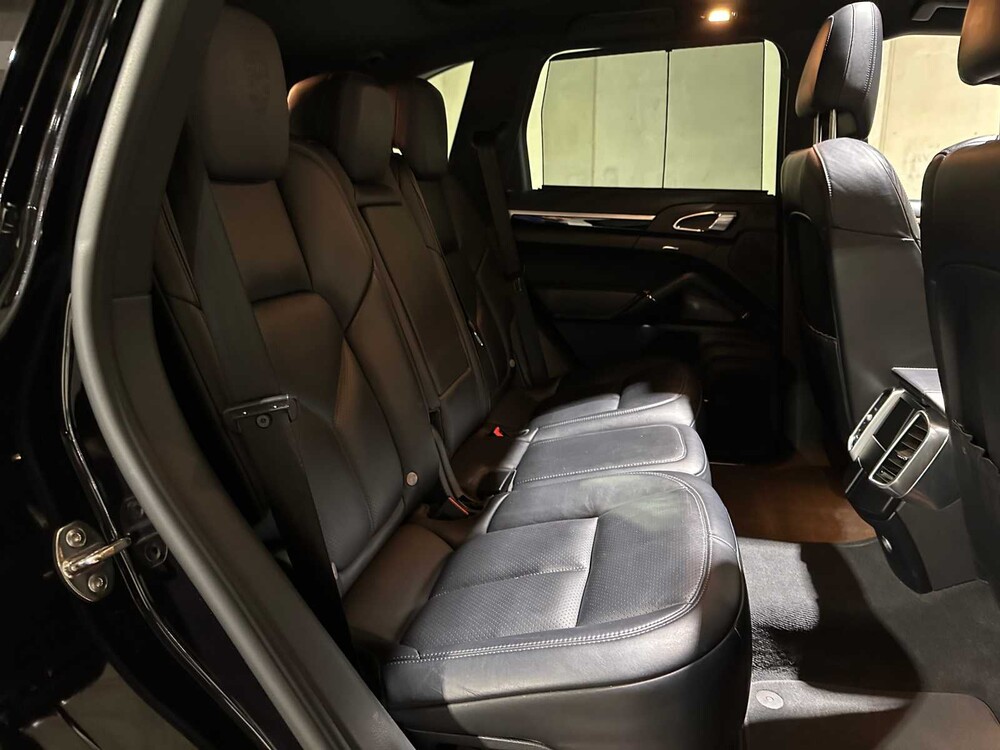 Porsche Cayenne S E-Hybrid 3.0 V6 (Sport Chrono) Plug-In Hybrid 416pk 2015, HD-942-B