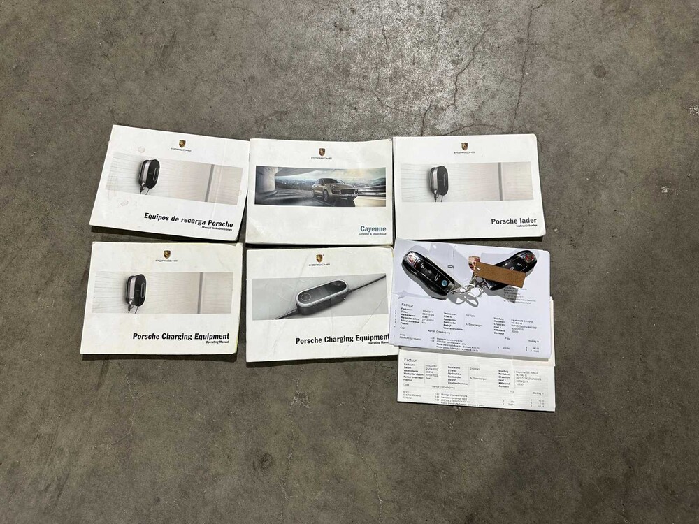 Porsche Cayenne S E-Hybrid 3.0 V6 (Sport Chrono) Plug-In Hybrid 416pk 2015, HD-942-B