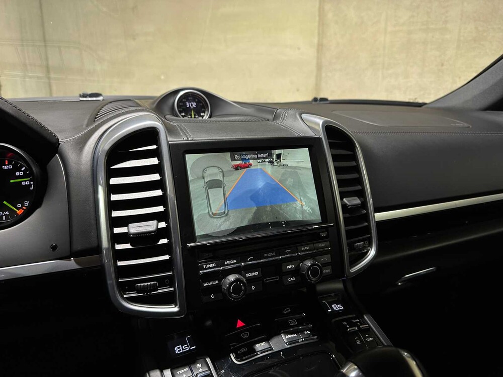 Porsche Cayenne S E-Hybrid 3.0 V6 (Sport Chrono) Plug-In Hybrid 416pk 2015, HD-942-B