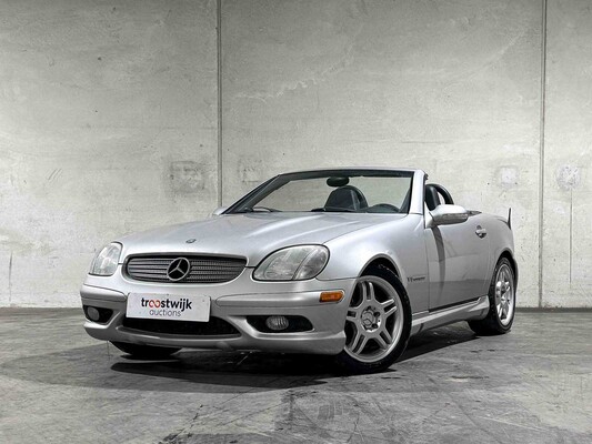 Luxury, sports and classic cars in Tiel
