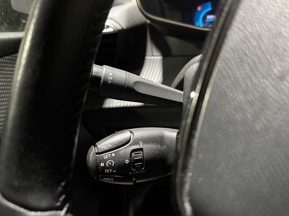 Peugeot e-208 EV Allure 50 kWh 136pk 2020, P-443-RT