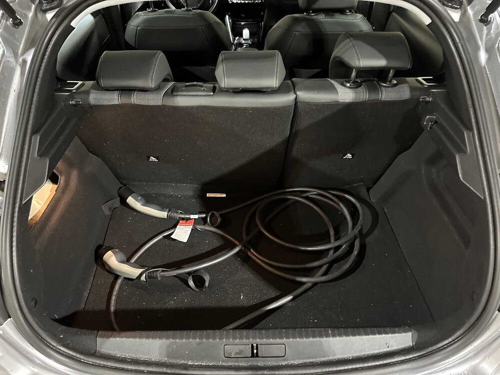 Peugeot e-208 EV Allure 50 kWh 136pk 2020, P-443-RT